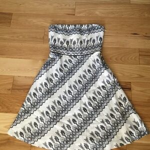 ANN TAYLOR LOFT SIZE 8 STRAPLESS COCKTAIL DRESS